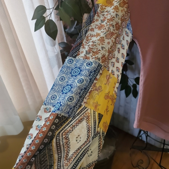 BAEA Boho Mixed Long Sleeve Top Blush Size Small - Picture 7 of 10